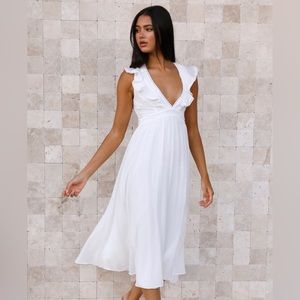 White maxi dress